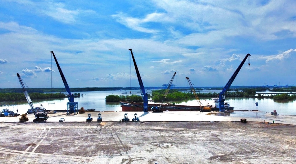 z6504294973697 53d8e064eb758346224a2467f26bf320